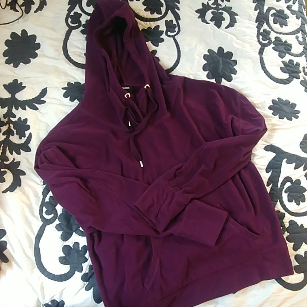 Reebok Pullover - image 1